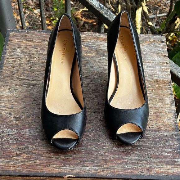 Cole Haan Shoes - Cole Haan Margot OT II Peep Toe Black Leather Pumps Women’s Size 5.5B